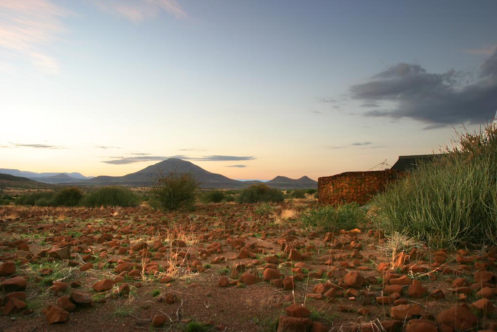 Etendeka Mountain Camp Damaraland Kültér fotó