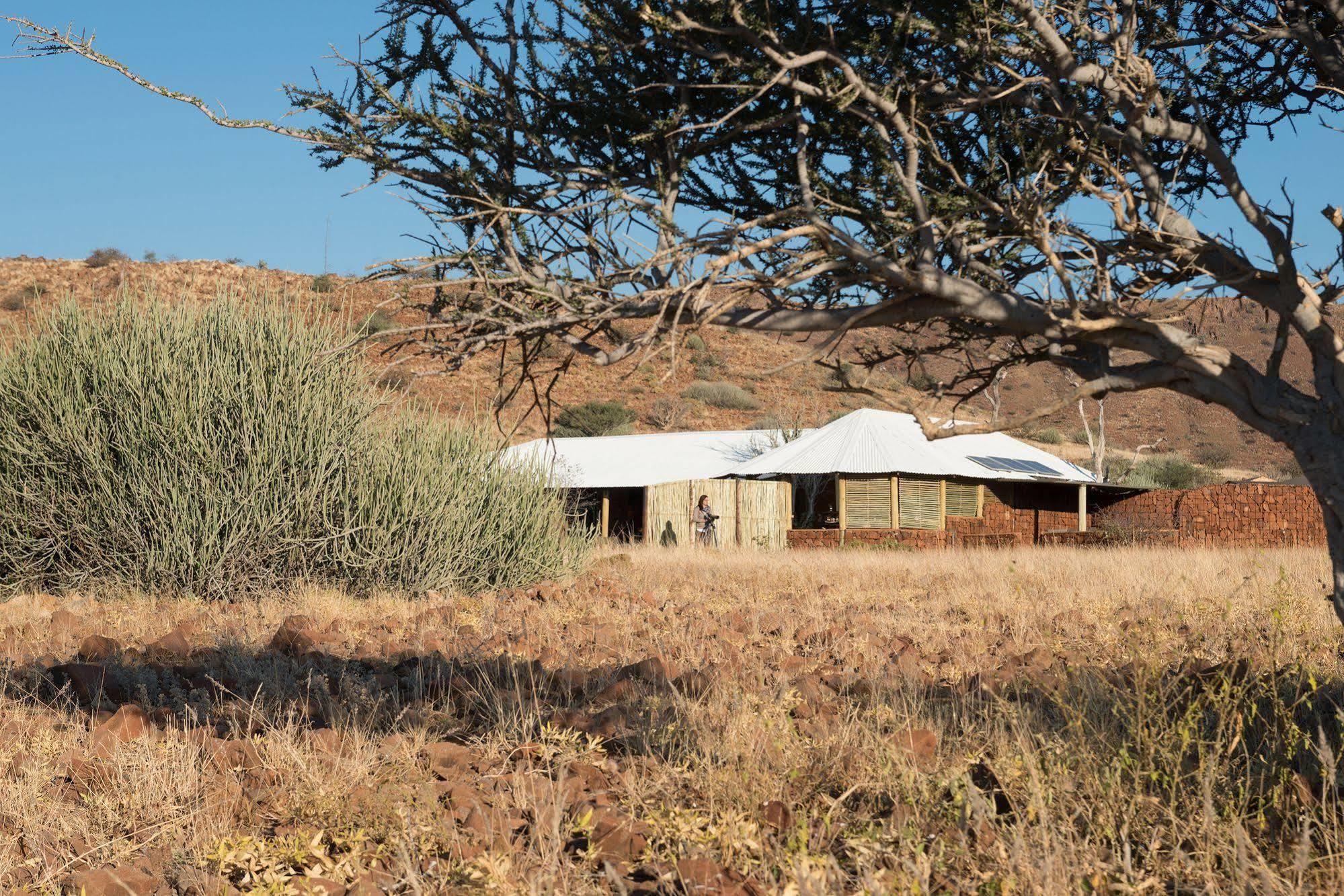 Etendeka Mountain Camp Damaraland Kültér fotó