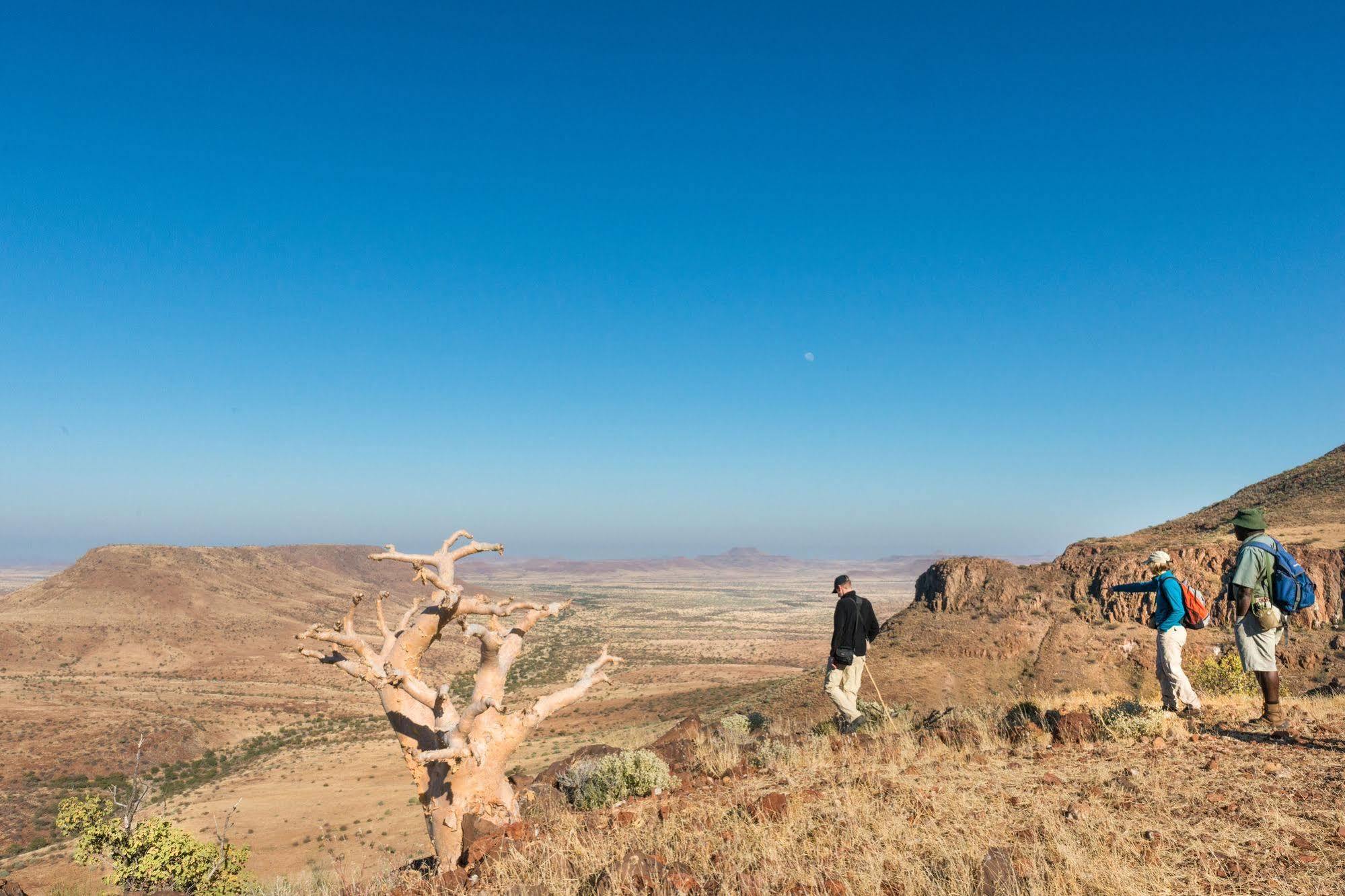 Etendeka Mountain Camp Damaraland Kültér fotó