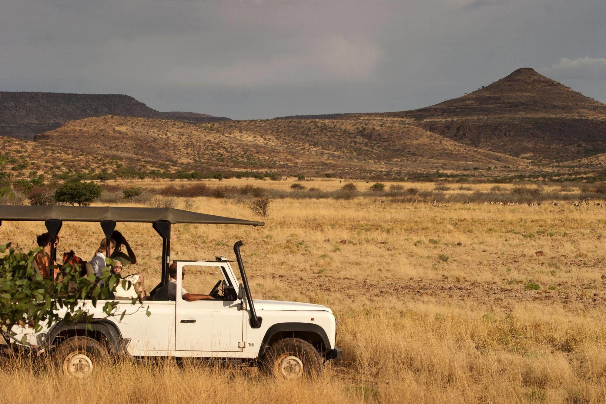 Etendeka Mountain Camp Damaraland Kültér fotó